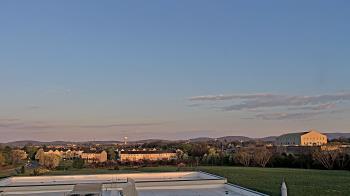 Weather camera view of Crestwood MS.