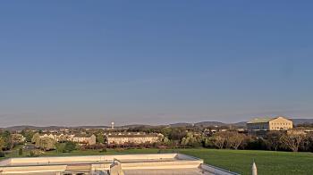 Weather camera view of Crestwood MS.