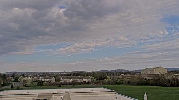 Weather camera view of Crestwood MS.