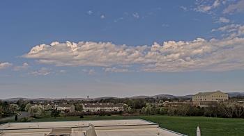 Weather camera view of Crestwood MS.