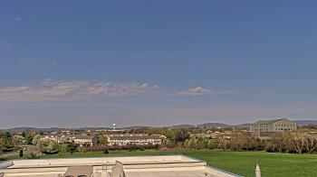 Weather camera view of Crestwood MS.