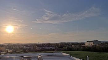 Weather camera view of Crestwood MS.