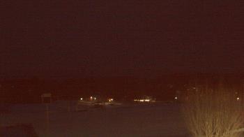 Weather camera view of Forest City Regional Jr Sr HS.