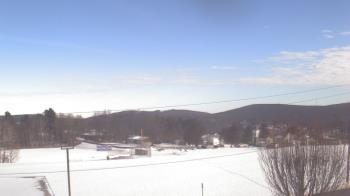 Weather camera view of Forest City Regional Jr Sr HS.