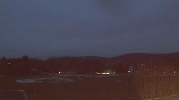 Weather camera view of Forest City Regional Jr Sr HS.