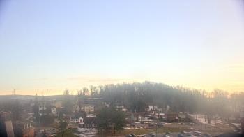 Weather camera view of Frostburg State University.