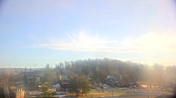 Weather camera view of Frostburg State University.