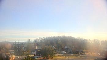 Weather camera view of Frostburg State University.