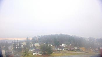 Weather camera view of Frostburg State University.