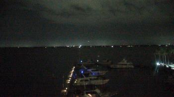 Weather camera view of Pinchers Marina at Edison Ford.