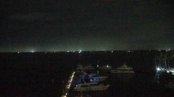 Weather camera view of Pinchers Marina at Edison Ford.