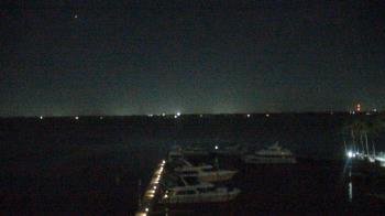 Weather camera view of Pinchers Marina at Edison Ford.