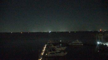 Weather camera view of Pinchers Marina at Edison Ford.