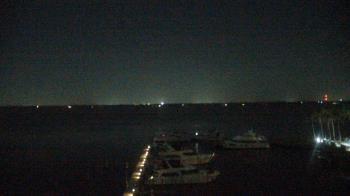 Weather camera view of Pinchers Marina at Edison Ford.