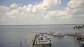 Weather camera view of Pinchers Marina at Edison Ford.