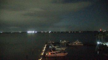 Weather camera view of Pinchers Marina at Edison Ford.