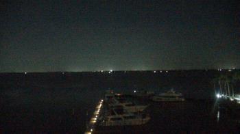 Weather camera view of Pinchers Marina at Edison Ford.