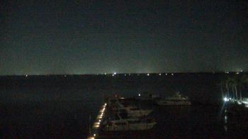 Weather camera view of Pinchers Marina at Edison Ford.