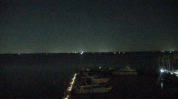 Weather camera view of Pinchers Marina at Edison Ford.