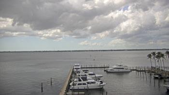 Weather camera view of Pinchers Marina at Edison Ford.