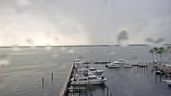Weather camera view of Pinchers Marina at Edison Ford.