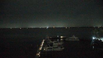 Weather camera view of Pinchers Marina at Edison Ford.