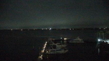 Weather camera view of Pinchers Marina at Edison Ford.