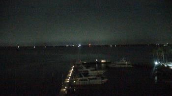 Weather camera view of Pinchers Marina at Edison Ford.