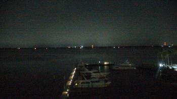 Weather camera view of Pinchers Marina at Edison Ford.