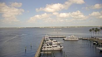 Weather camera view of Pinchers Marina at Edison Ford.