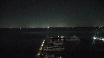 Weather camera view of Pinchers Marina at Edison Ford.