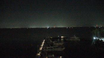 Weather camera view of Pinchers Marina at Edison Ford.