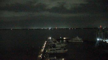 Weather camera view of Pinchers Marina at Edison Ford.