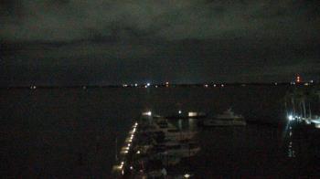 Weather camera view of Pinchers Marina at Edison Ford.