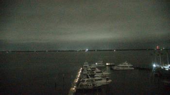 Weather camera view of Pinchers Marina at Edison Ford.