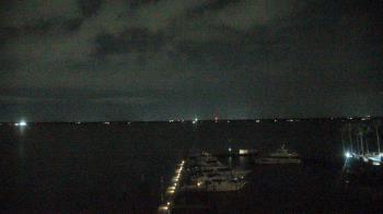 Weather camera view of Pinchers Marina at Edison Ford.