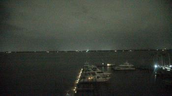 Weather camera view of Pinchers Marina at Edison Ford.