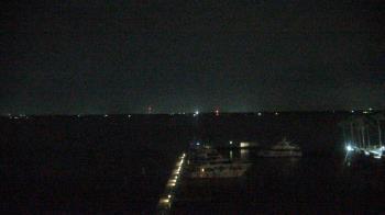 Weather camera view of Pinchers Marina at Edison Ford.