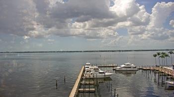 Weather camera view of Pinchers Marina at Edison Ford.