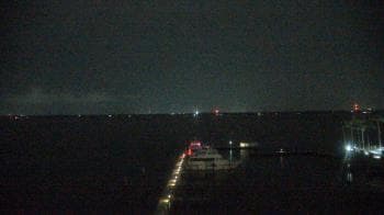 Weather camera view of Pinchers Marina at Edison Ford.