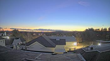 Weather camera view of Fessenden School.