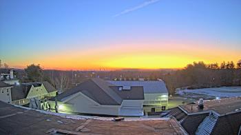 Weather camera view of Fessenden School.
