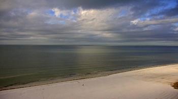 Weather camera view of DiamondHead & GullWing Beach Resorts.
