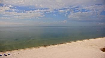Weather camera view of DiamondHead & GullWing Beach Resorts.