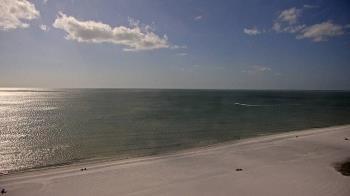 Weather camera view of DiamondHead & GullWing Beach Resorts.