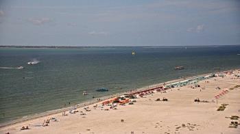 Weather camera view of DiamondHead & GullWing Beach Resorts.