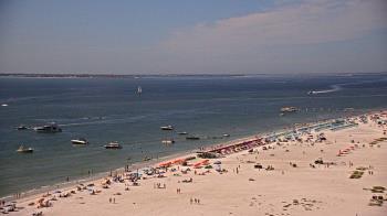 Weather camera view of DiamondHead & GullWing Beach Resorts.