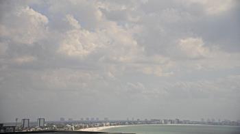 Weather camera view of DiamondHead & GullWing Beach Resorts.