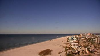 Weather camera view of DiamondHead & GullWing Beach Resorts.