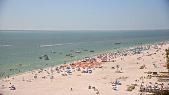 Weather camera view of DiamondHead & GullWing Beach Resorts.